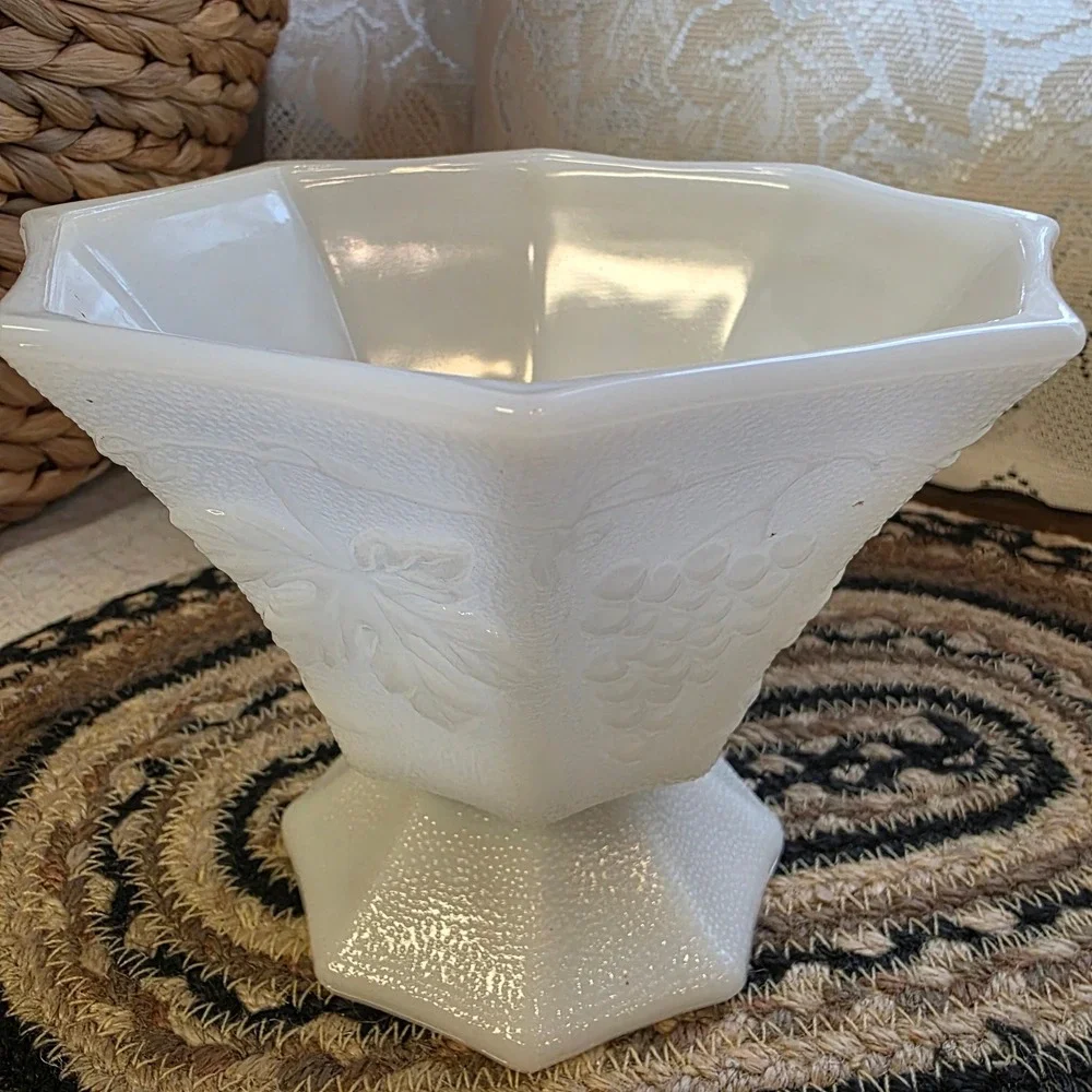 Pedestal 5